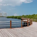 Oceanview 3 Bedroom Condo, Rooftop Pool&Jacuzzi, Beach!